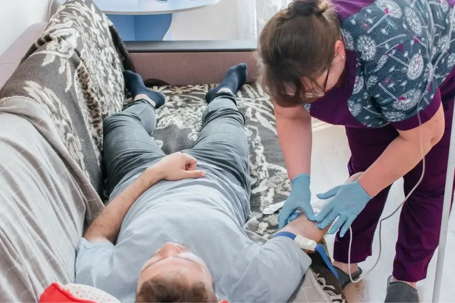 Срочный вывод из запоя в Апшеронске: быстро, недорого